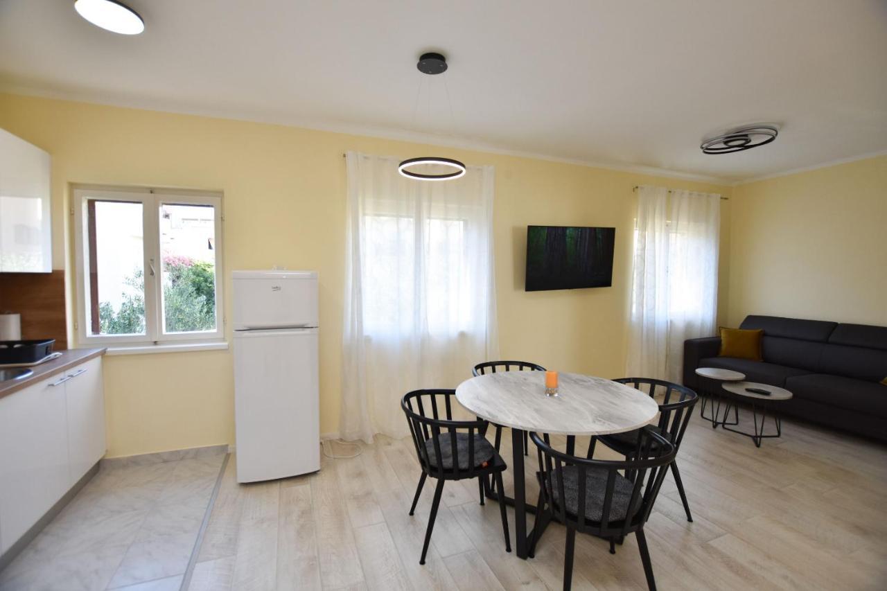 Apartment Ruzica Primošten Exterior foto